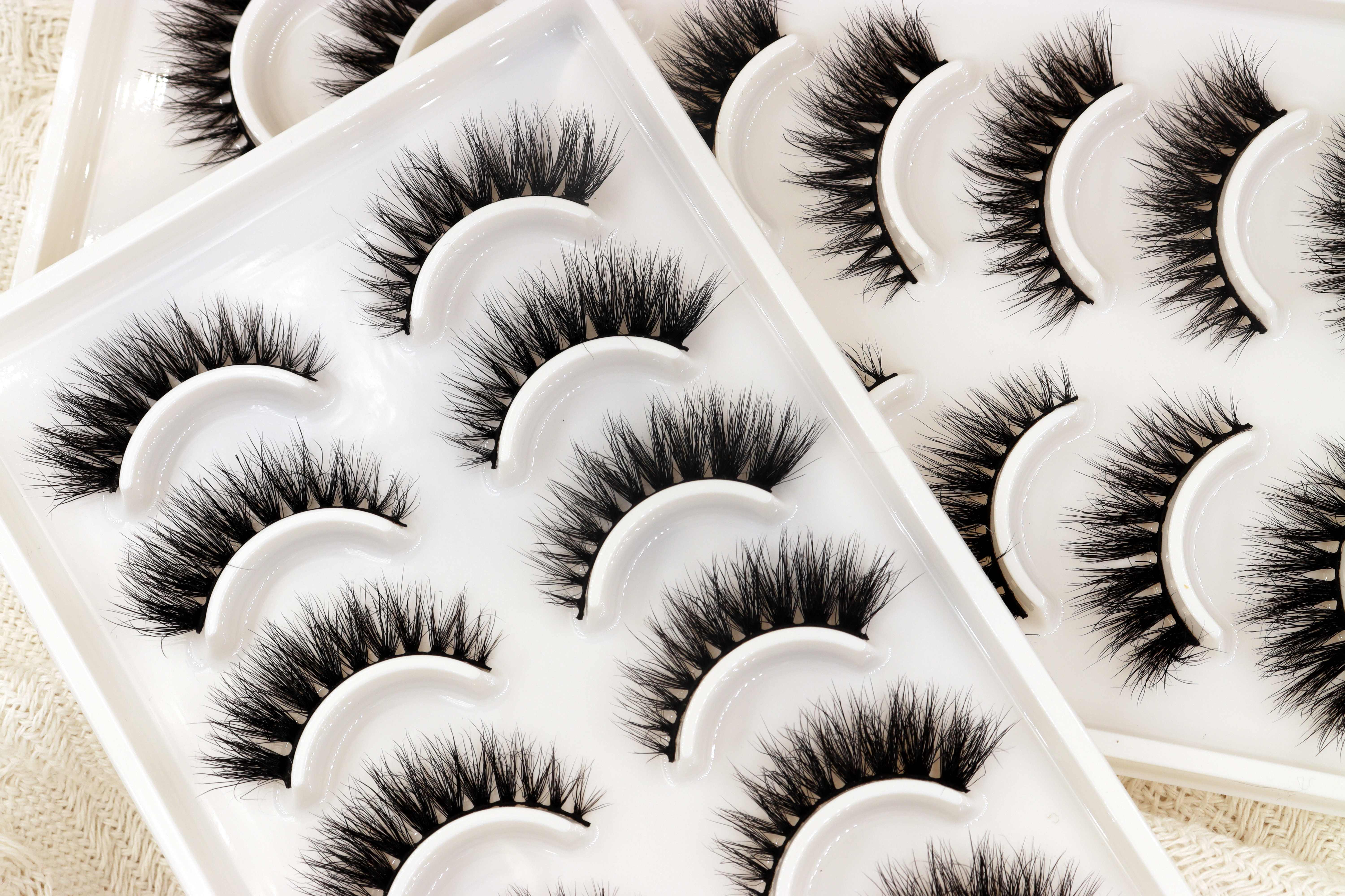 AF1B Best selling natural lashes 12mm Faux mink lashes